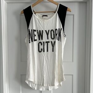 Black and White Graphic Muscle Tee - 206